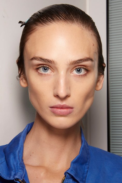 makijaż-w-wersji-soft-inspiracje-Sacai bbt S23 007