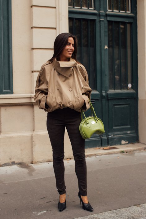 bomber-jacket-trendy-wiosna-lato-2026-jak-nosić-stylizacje-Paris str S26 0770