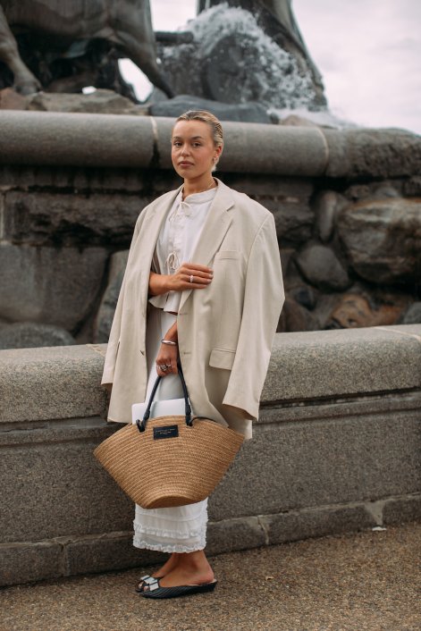 street-style-Kopenhaga-modne-stylizacje-na-sezon- wiosna-iato-2026-Copenhagen str S26 0233