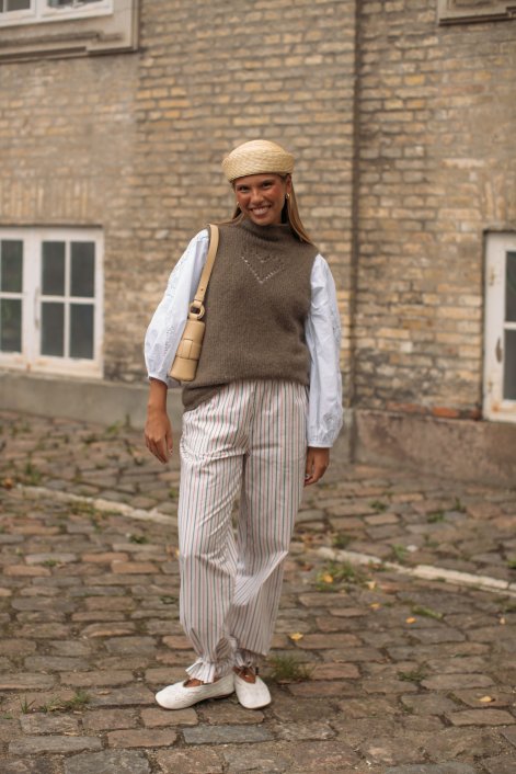 street-style-Kopenhaga-modne-stylizacje-na-sezon-wiosna-iato-2026-Copenhagen str S26 0141