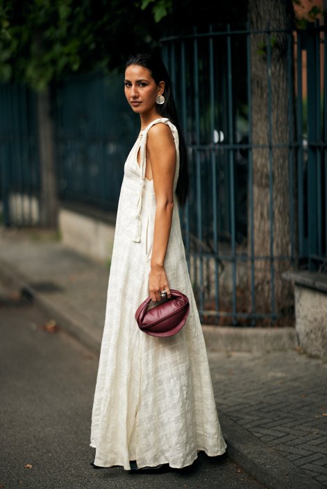 romantyczne-sukienki-trend-wiosna-lato-2026-stylizacje-Milano str S25 1355