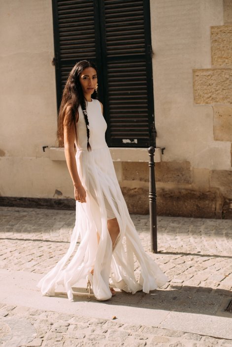 romantyczne-sukienki-trend-wiosna-lato-2026-stylizacje-Paris str F25 2027