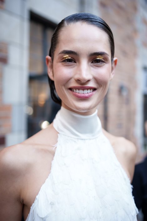 modny-makijaż-2026-trendy-z-pokazów-Prabal Gurung bks S26 041