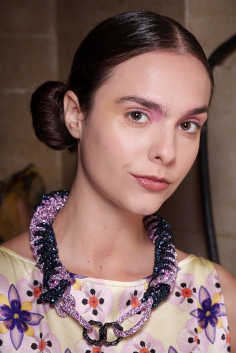 modny-makijaż-2026-trendy-z-pokazów-Shuting Qiu bks S26 008