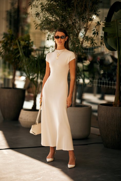 cloud-dancer-kolor-pantone-2026-modne-stylizacje-London str S26 1155