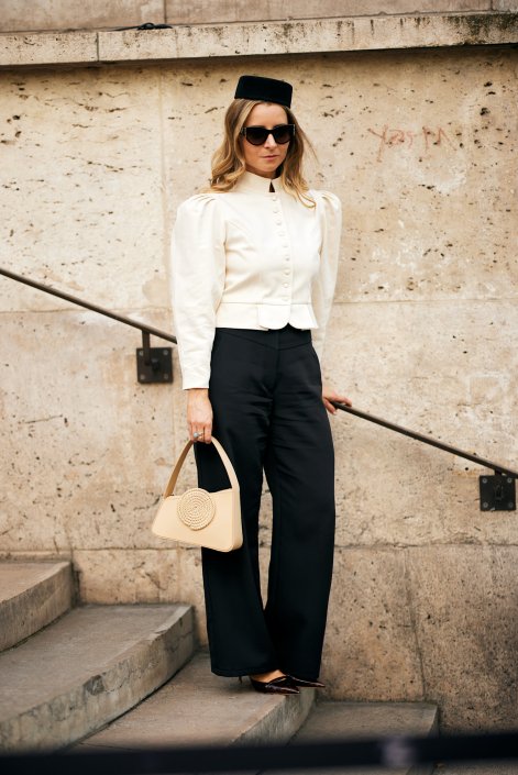 cloud-dancer-kolor-pantone-2026-modne-stylizacje-Paris HC str F25 1441