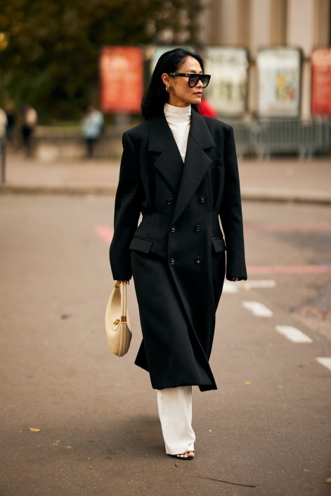 cloud-dancer-kolor-pantone-2026-modne-stylizacje-Paris str S26 2263