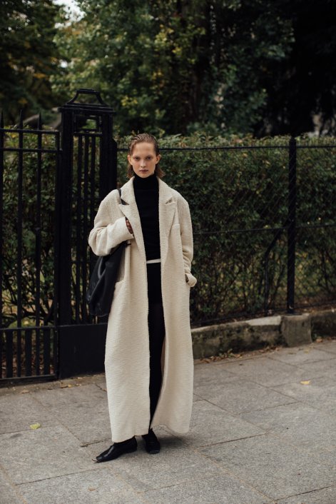 paryski-tydzien-mody-street-style-modne-stylizacje-wiosna-lato-2026-Paris str S26 1298 (1)