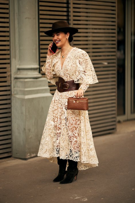 paryski-tydzien-mody-street-style-modne-stylizacje-wiosna-lato-2026-Paris str S26 2779