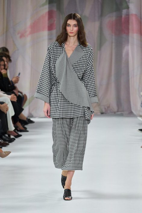 krata-modny-deseń-trendy-wiosna-lato-2026-Biagiotti S26 039