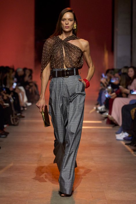 krata-modny-deseń-trendy-wiosna-lato-2026-Elie Saab S26 010