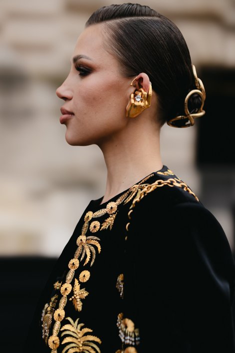 fryzury z tygodnia mody w Paryżu