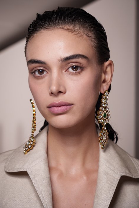 modne-kolory-ust-trendy-wiosna-lato-2026-Valli bks S26 061