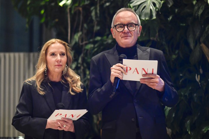 akpa20260205_sreb_jablka_pani_mp_9662