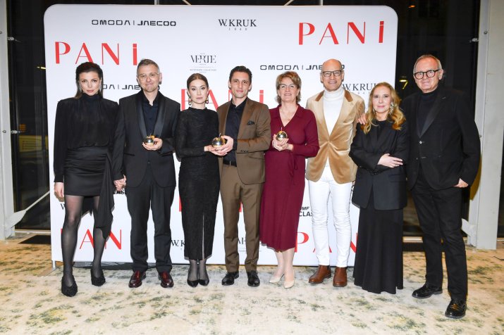 akpa20260205_sreb_jablka_pani_mp_9840