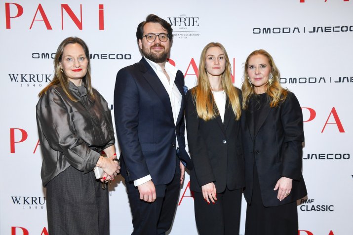 OOM922ff6-6e22-4be7-8424-c460aa7386d8