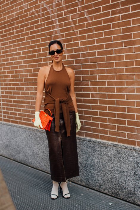 skórzane-spódnice-trend-wiosna-lato-2026-modne-stylizacje-Milano str F24 0191