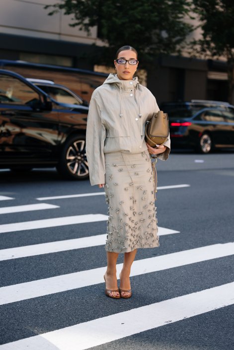 tydzien-mody-Nowy-York-trendy-wiosna-lato-2026-New York str S26 0196