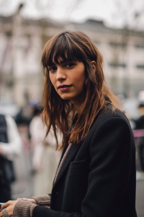 modne grzywki 2026 16