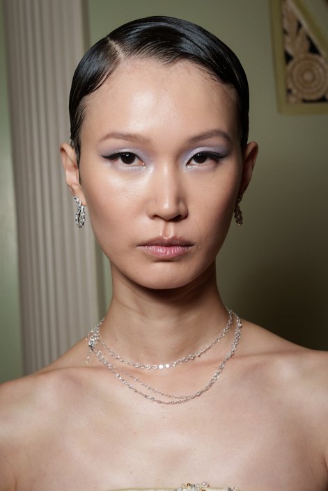 kolorowe-powieki-modny-makijaż-oczu-wiosna-lato-2026-Andrew Kwon bks S26 007