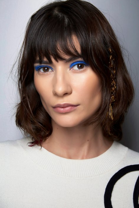 kolorowe-powieki-modny-makijaż-oczu-wiosna-lato-2026-Tadashi Shoji bbt F20 002