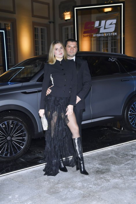 2-akpa20260205_sreb_jablka_pani_mp_9982