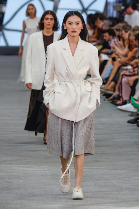 bermudy-trendy-wiosna-lato-2026-Dominguez S26 073 (1)