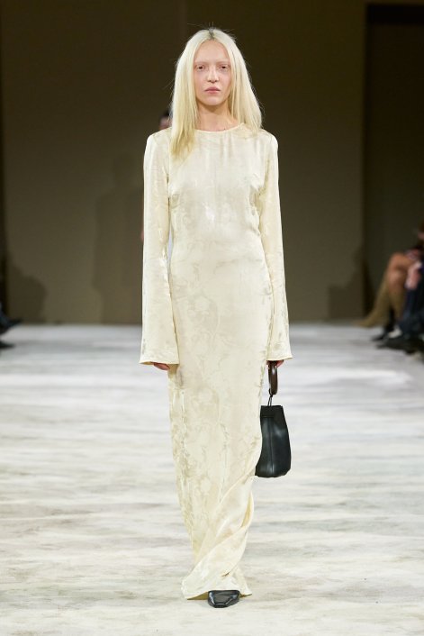 Modne kolory na wiosnę-lato 2026