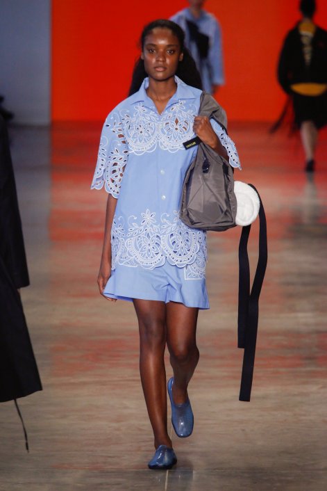 Modne kolory na wiosnę-lato 2026