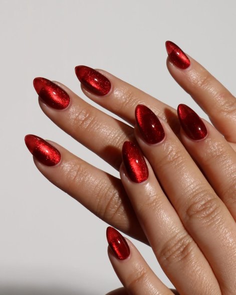 czerwone-paznokcie-inspiracje-modny-manicure-17