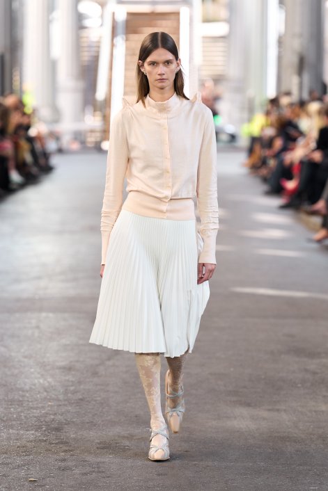 plisowane-spódnice-trendy-wiosna-lato-2026-Kegels S26 012