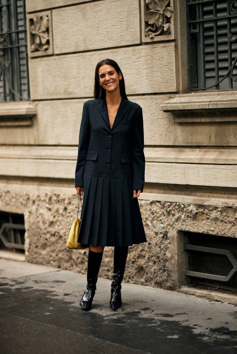 plisowane-spódnice-trendy-wiosna-lato-2026-Milano str S26 0712