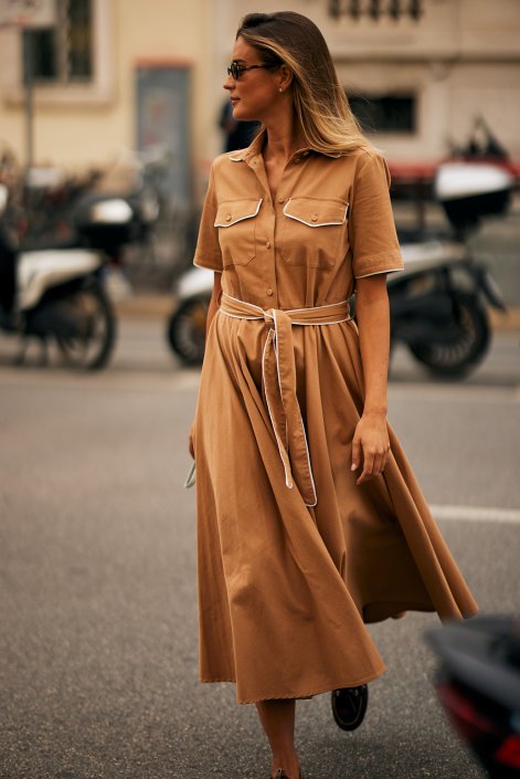 sukienki-koszulowe-trendy-wiosna-lato-2026-Milano str S26 sukienki-koszulowe-trendy-wiosna-lato-2026-0584