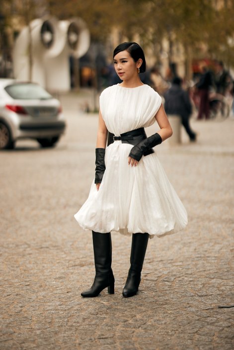 bubble-dress-trendy-wiosna-lato-2026-Paris str S26 1416