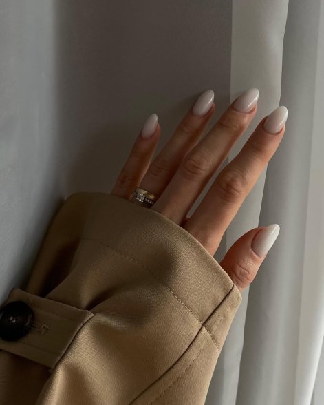 trendy-manicure-wiosna-2026-18