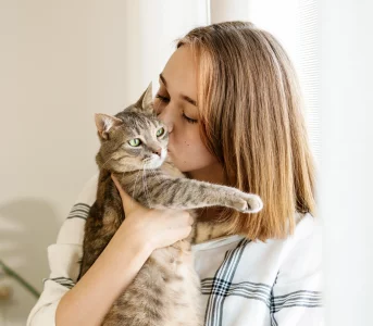 Kliknij inbsp;Pokochaj. Akcja, dzięki której możemy stworzyć dom dla potrzebujących kotów