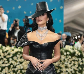 Dlaczego wnbsp;dobie quiet luxury logotypy wciąż mają się nieźle? Rozmawiamy onbsp;książce Luksus kontra proste życie