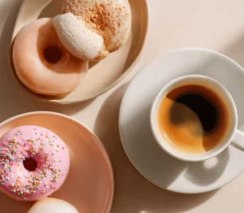 Życzenia na&nbsp;Tłusty Czwartek to nowa tradycja? Wywołują uśmiech tak jak ulubione pączki