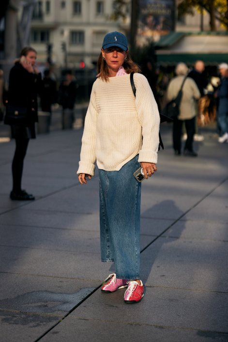 modne-nakrycia-głlowy-trendy-wiosna-lato-2026-Paris str S26 0356