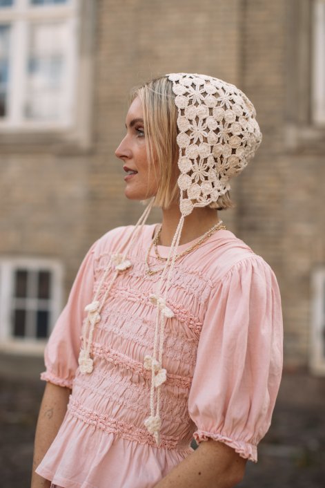 modne-nakrycia-głlowy-trendy-wiosna-lato-2026-Copenhagen str S26 0169