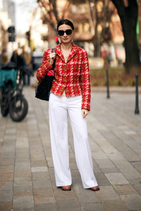 tweedowa-marynarka-modne-stylizacje-wiosna-lato-2026-Milano str F25 1024