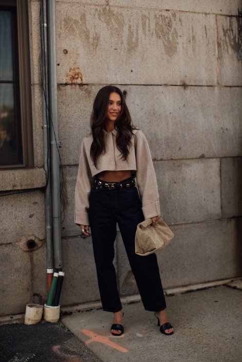 Midriff moment-stylizacje-wiosna-lato-2026-New York str S25 1303