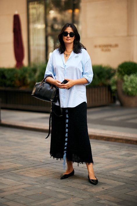 naszyjniki-na-rzemyku-trend-wiosna-lato-2026-New York str S26 1796