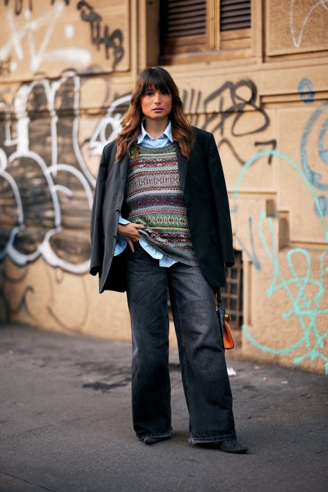 błękitna-koszula-na-wiosnę-lato-2026-stylizacje-Milano str S26 2733