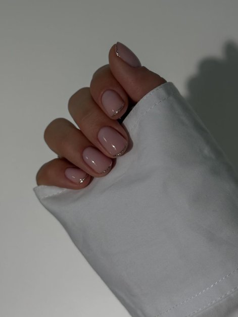 biżuteryjny-manicure-wiosna-lato-2026-inspiracje-2