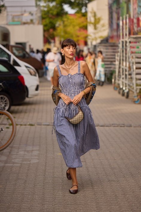 balerinki-modne-stylizacje-wiosna-lato-2026-Copenhagen str S25 0511