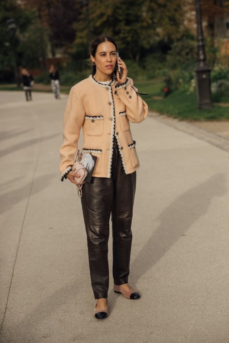 balerinki-modne-stylizacje-wiosna-lato-2026-Paris str S25 3239