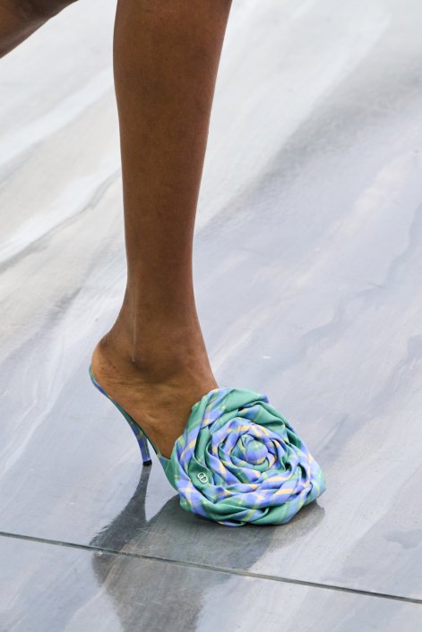 satynowe-buty-trend-wiosna-lato-2026-Christian Dior clp S26 245