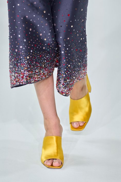 satynowe-buty-trend-wiosna-lato-2026-Biagiotti clp S26 103