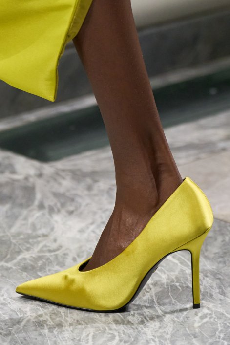 satynowe-buty-trend-wiosna-lato-2026-Mohapatra clp S26 118